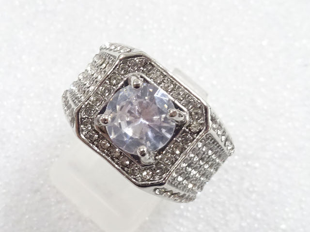 JAPANESE KIMONO / ANTIQUE CRYSTAL RING (SIZE 19)